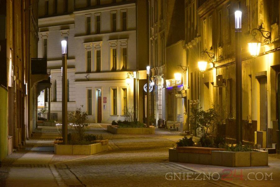 MARZEC Apartamenty Gniezno Zewnętrze zdjęcie